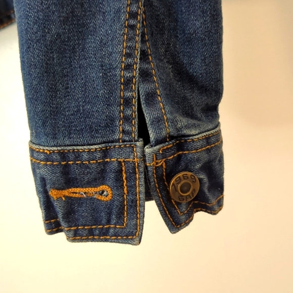 Women's Dark Wash Stretchy Fitted Denim Jacket, M - Picture 5 of 8